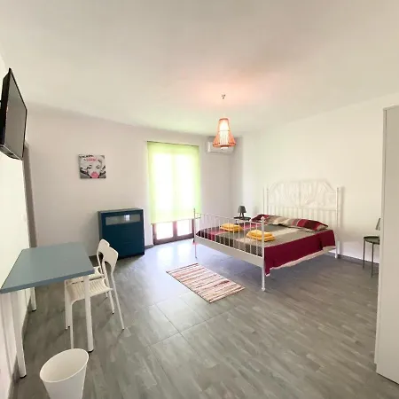 35 Passi dal mare B&B-2